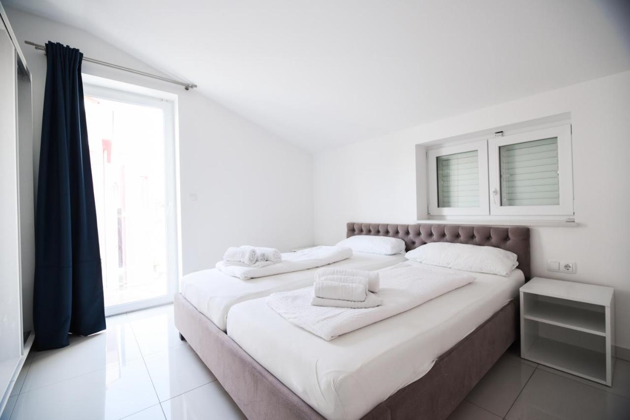 Villa San Antonio Baška Екстериор снимка